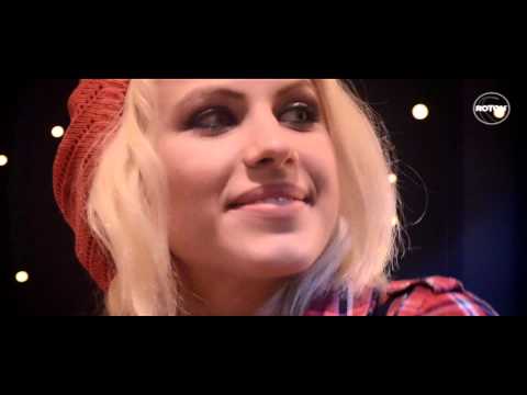 Amna Feliz Navidad (2Teamdjs Remix 2011) - Christmas Dance Party