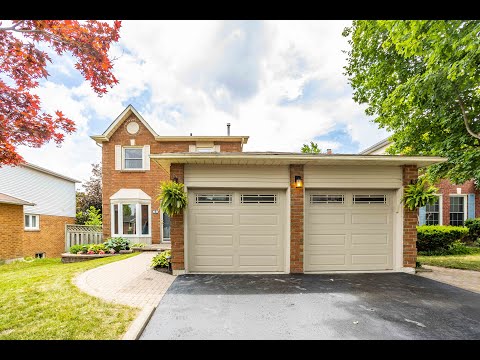 68 Clayton Crescent, Bowmanville