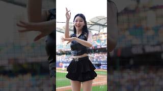 Sexyお姉さん。 #李雅英 #이아영 #台湾チア #富邦悍將啦啦隊 #cheerleader #치어리더 新莊棒球場 2024/04/28【台湾チアTV】