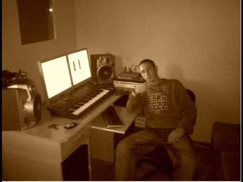 StronGi ft  Bidaki = QY QY