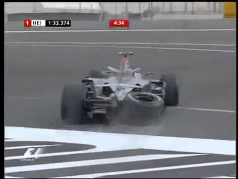 F1 Bahrain 2006 Kimi Räikkönen Crash Red Flag Q1 (English)