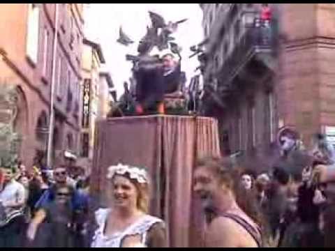 Visite officielle avec parade du Président Grolandais Salengro à Toulouse (2013) by Gérard Courant