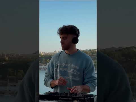 Maz, APACHE, MAXI MERAKI(feat. Tabia) - Nothing On Me #afrohouse #afrohousemix #malta #maz #afro #dj