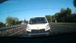 The Three Wise Traffic Light Queue Dingbats