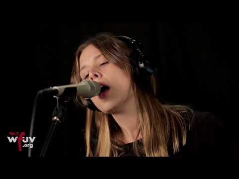 
    Middle Kids - Bought It (Live at WFUV)
  