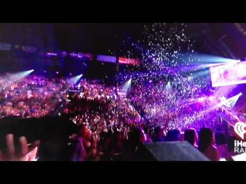 2012 iHeart Radio Music Festival - No Doubt w/ Pink - (Live) - (Sep 21, 2012)