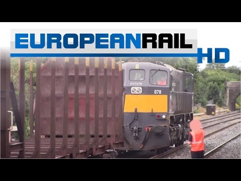 Iarnród Éireann Irish Rail 071 loco 078 + Coillte timber & ICR 22000 DMU 22010 + 22045 pass Kildare