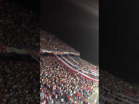 "Hinchada de Nacional vs Estudiantes de Mérida. #Blog01" Barra: La Banda del Parque &bull; Club: Nacional