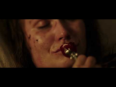 Emma Watson Crying Seeing Her Childhood And Mother - Beauty And The Beast