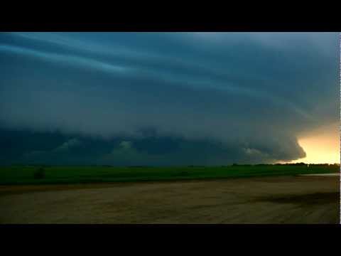 Amazing Shelf Cloud Time Lapse HD