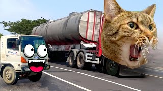 Download lagu Wow Bus Telolet Basuri Cari Truk Oleng Joget, Truk Kontainer Truk Molen Mirip Frank Tayo Transformer mp3