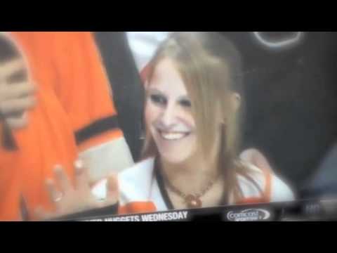 Flyers Girl Reacts to Giroux.m4v