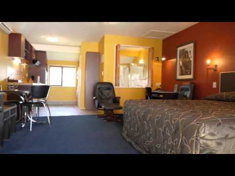 Randolph Apartments (Deluxe Studio Apartment)