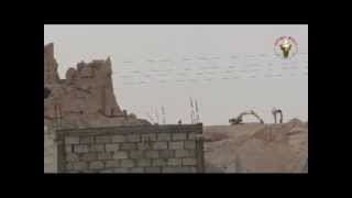 preview picture of video 'Deir Ezzor : Illicit diggings at Qal'at al Rahba الميادين - لصوص الاثار يحفرون في قلعة الرحبة'