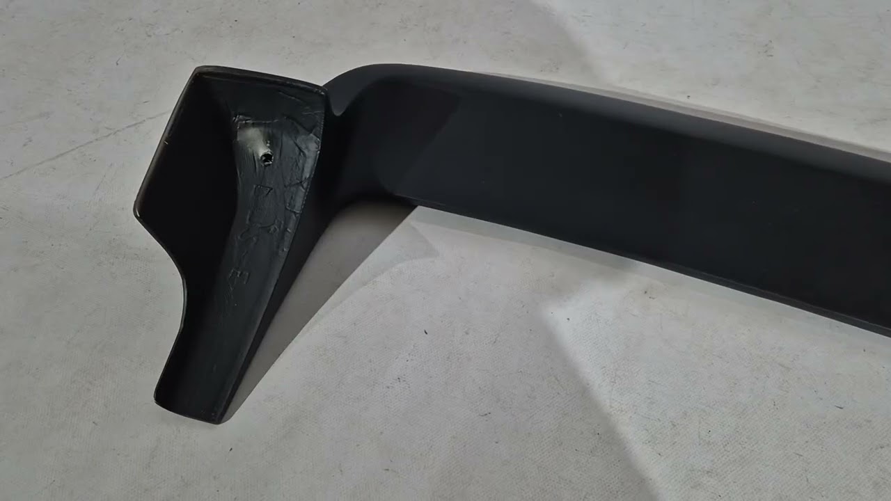 Козырек лобового стекла V1 (LED, черный мат) Video 1