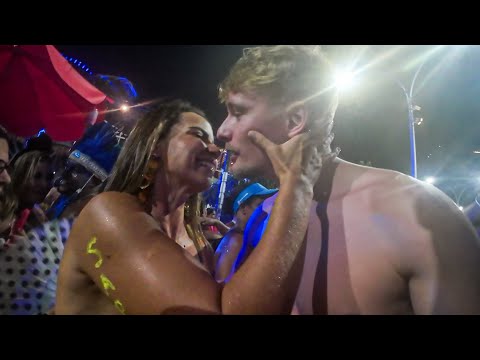 Rio's carnival is crazy ! 🇧🇷