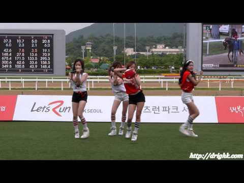 [직캠] 140622 트랜디TREN-D - 런투유RunToYou (of DJ DOC, HR) [경마공원] by drighk