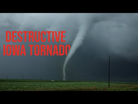 Extreme up-close Iowa Tornado?