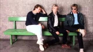 The Police - Every Little Thing She Does Is Magic Sting&#39;s RARE 1981 Demo (audio)