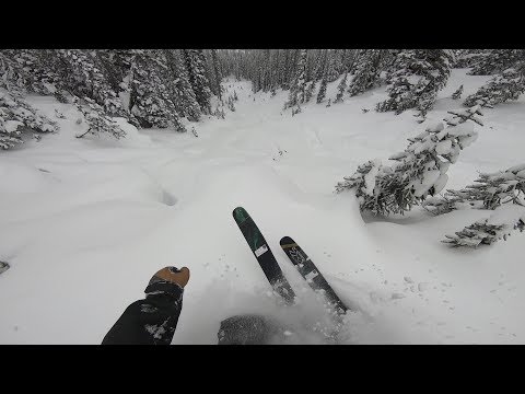 download lagu mp3 mp4 Great Canadian Heli Skiing, download lagu Great Canadian Heli Skiing gratis, unduh video klip Great Canadian Heli Skiing