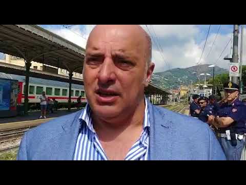Gianni Berrino al primo treno della "nuova" Cuneo - Ventimiglia
