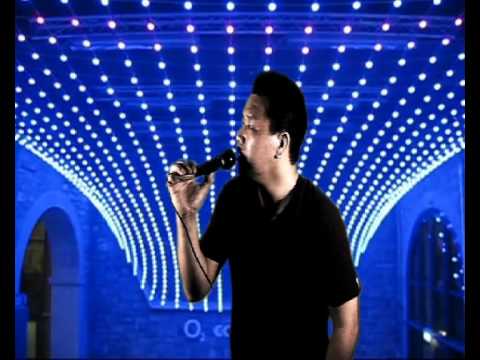 Karma Tashi - introducing new tibetan singer Chef Lobsang Dhonyoe