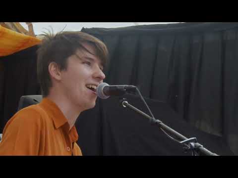 Nostalgia 2021: Hans Pucket - Comfort