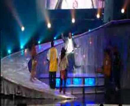 Usher - U don't have to call (live)