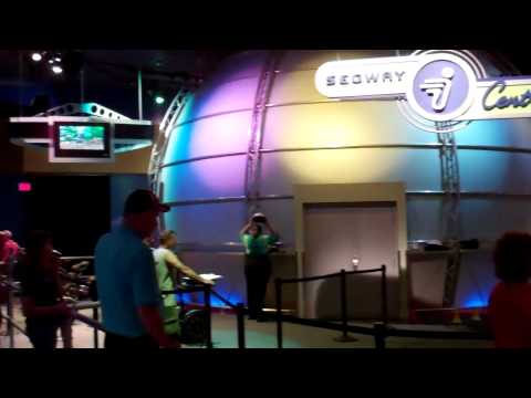 Innoventions West - Epcot Future World Overview 2011 HD