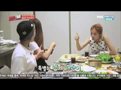 EXID Funny Clip #233- Hyerin Thinks She Knows Junghwa