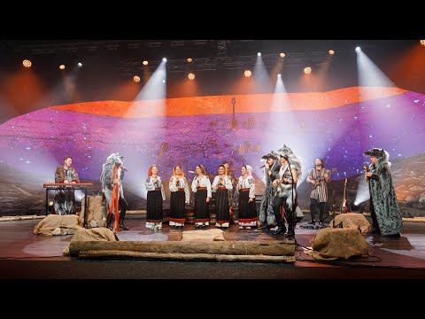 Bine-i șade mesei mele - Surorile Osoianu si LUPII lui Calancea