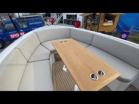 Rand Play 24 - 24ft day-boat seats up to 10 persons