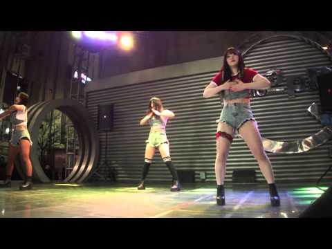 2015.12.28 동대문 apn 여성댄스팀 " 키씨 ( kissey) " - " EXID 핫핑크(HOT PINK) " - 직캠 by 반칙왕 (노란벽돌)