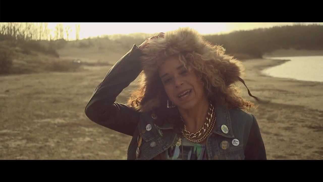 La Melodia – “Spaced Out”