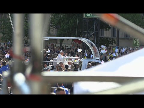 'I admire what Pope Francis is doing': Budapest welcomes pontiff's Hungary visit | AFP