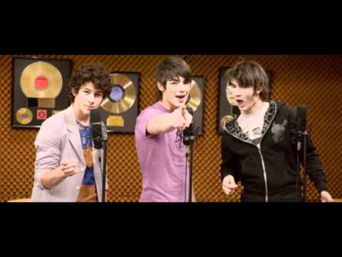 Jonas Brothers Hello Goodbye greek lyrics
