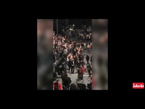 Glory 80 kickboxing:Polscy Kibole rzucają krzesłami:Polish hools