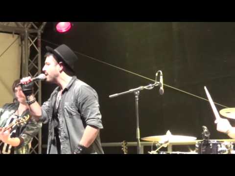 Plastic Love by 2TheUniverse