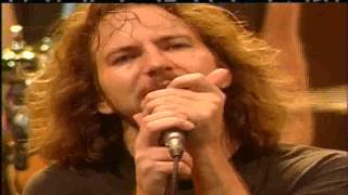 Pearl Jam - Rockin&#39; in the Free World (Live in Argentina 2005) HD