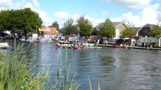 preview picture of video 'Bruisend Reeuwijk 2010 - Drakenbootrace'