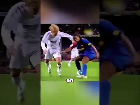 When Ronaldinho broke Salgado. #ronaldinho #ronaldo #barcelona  #soccer #messi #realmadrid