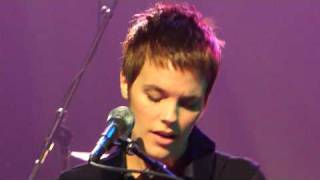 Vedera &quot;I Am The Rain&quot; Live