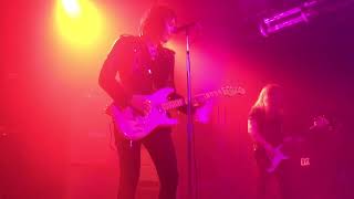 Mojo Workin’- Tyler Bryant & the Shakedown