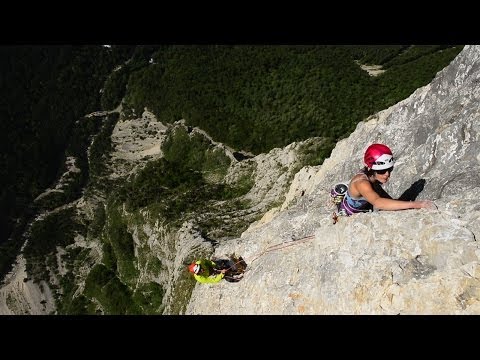 How to belay the leader with a REVERSO - Belaying techniques