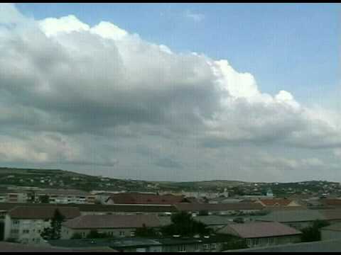 Cloud timelapse (Oradea, 5th august 2009)