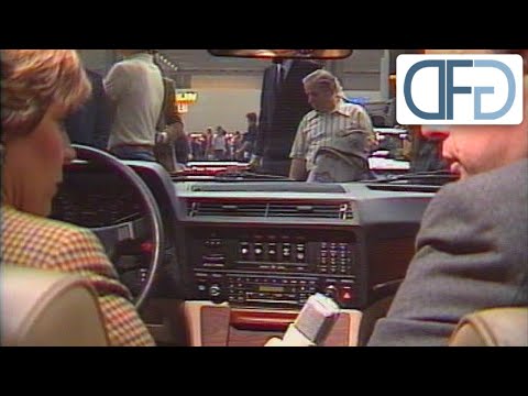 BMW stellt neue Bordelektronik für den 735i vor (IAA 1981)