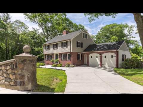 512 Fellsway East, Stoneham MA - Judy Sousa - Tel 781-956-6945