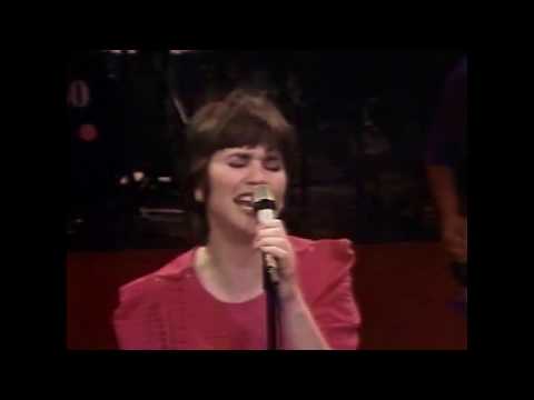 Linda Ronstadt  1980 HBO Concert - How Do I Make You. April 24th, 1980
