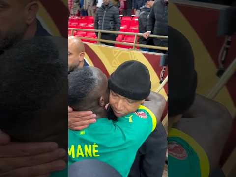 SADIO MANE in the arms of El Hadi Diouf after Senegal defeated host Morocco 🇲🇦to Win the AFCON2025