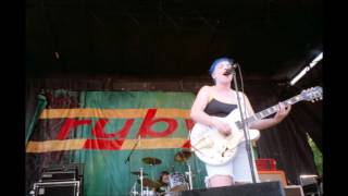 ruby 01 Salt Water Fish (La Route Du Rock 1996)